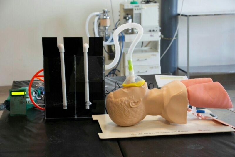 دستگاه تنفس مصنوعی BiPAP برای شرایط اورژانسی